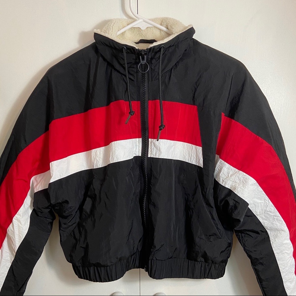 ❌SOLD❌ Urban Outfitters Cropped Jacket